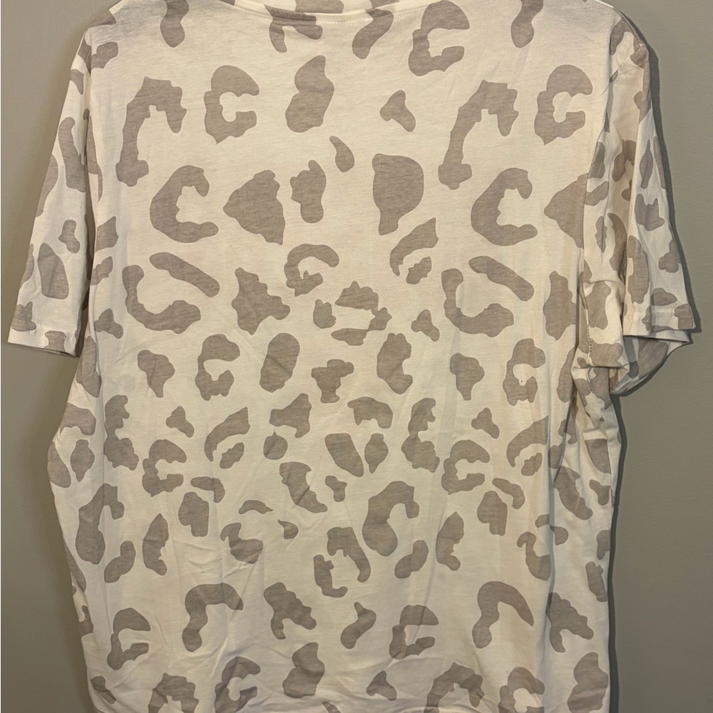 IU Hoosiers Women's Short Sleeve Tee - Picture 3 of 3